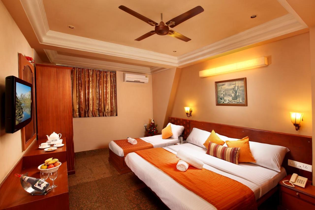 Hotel Rajdhani Panaji Buitenkant foto